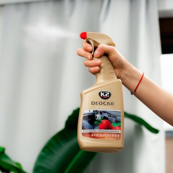 K2 DEOCAR TRUSKAWKA 700ml odświeżacz i neutralizator powietrza w jednym 428