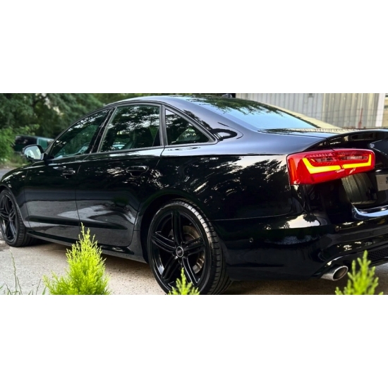 AUDI SEAT PHANTOMSCHWARZ LZ9Y baza 1 L + rozcieńczalnik 1 L IXELL 55