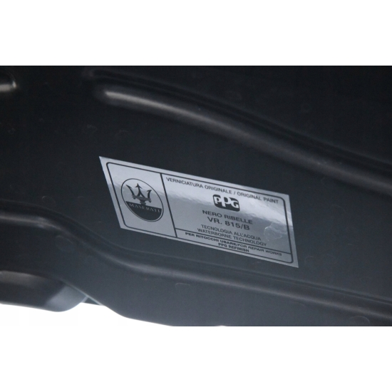 lakier BAZA XYRALIC MASERATI NERO RIBELLE 815B IXELL rozcieńczalnikowa 55