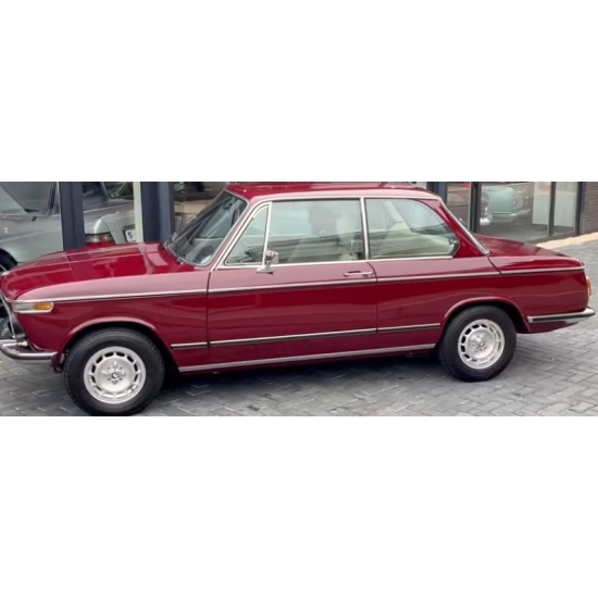 BMW 021 MALAGA ROT baza rozcieńczalnikowa lub lakier akryl 2K IXELL 55
