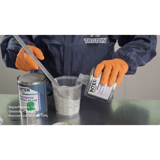 Szpachlówka NATRYSKOWA POLIESTROWA wypełniająca rysy ubytki 10kg Troton 174