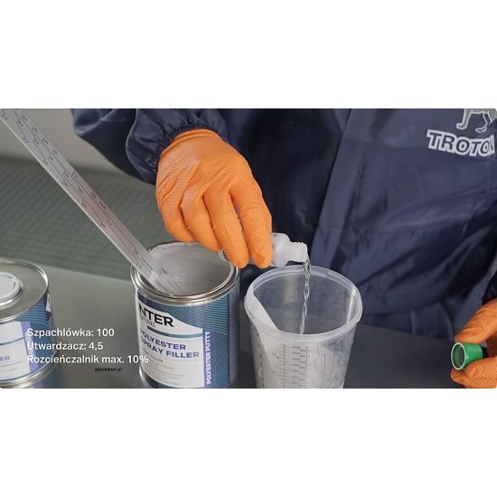3kg Szpachlówka NATRYSKOWA POLIESTROWA wypełniająca rysy ubytki Troton 300