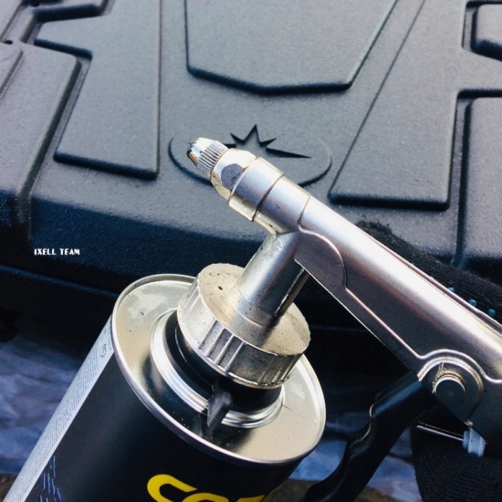 czarny kolor NOVOL COBRA twarda powłoka poliuretanowa ochronna 1597