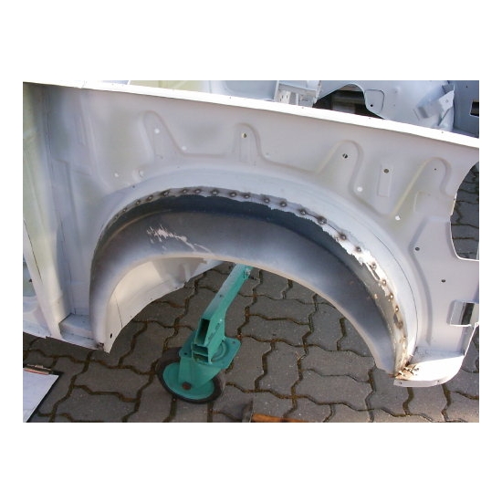 Masa klejąco-uszczelniająca BIAŁA 50-300 PU poliuretanowa Q-refinish 2166